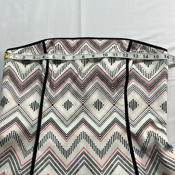 NWT White House Black market peplum style corset, structured top size 8 - Picture 9 of 13